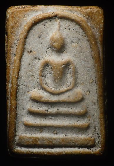 พระสมเด็จ พิมพ์ใหญ่ คมชัด เนื้อสวย ตามสภาพแบ่งบูชา 1300ครับ