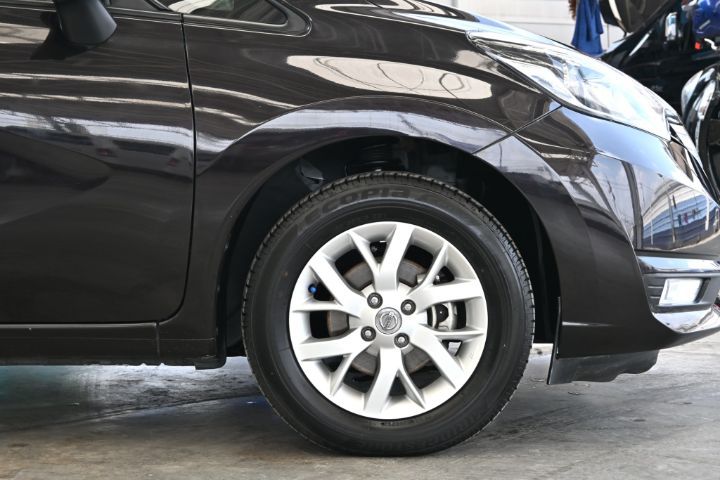 Nissan Note 2018 1.2 VL Sedan เบนซิน เกียร์อัตโนมัติ ดำ รูปที่ 3