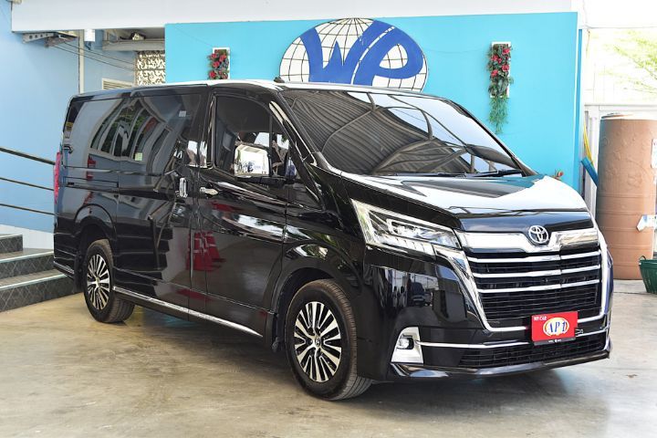 รถ Toyota Majesty 2.8 Premium สี ดำ