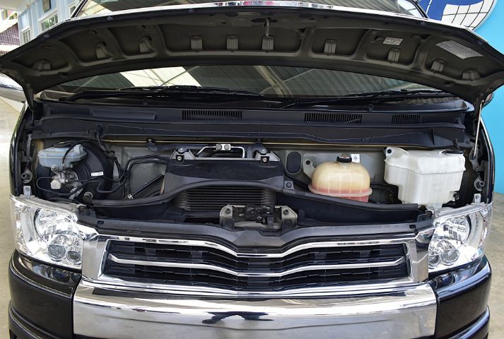 Toyota Ventury 2019 3.0 V Van ดีเซล เกียร์อัตโนมัติ ดำ รูปที่ 4
