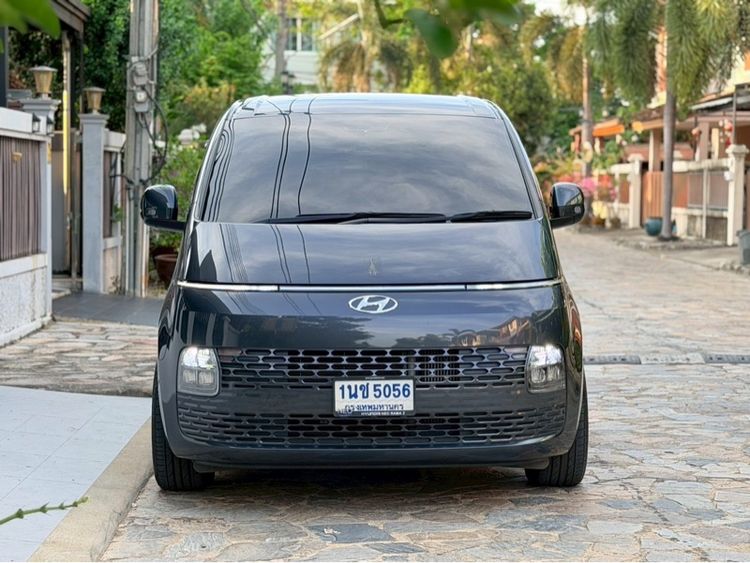 Hyundai Staria 2024 2.2 Trend S Van ดีเซล ไม่ติดแก๊ส เกียร์อัตโนมัติ เทา