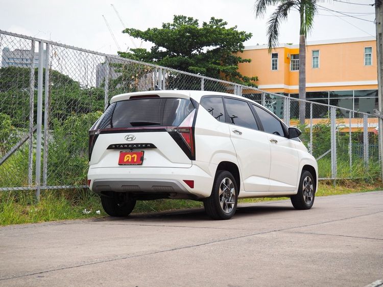 Hyundai Stargazer 2023 1.5 Smart 6 Utility-car เบนซิน ไม่ติดแก๊ส เกียร์อัตโนมัติ ขาว รูปที่ 3