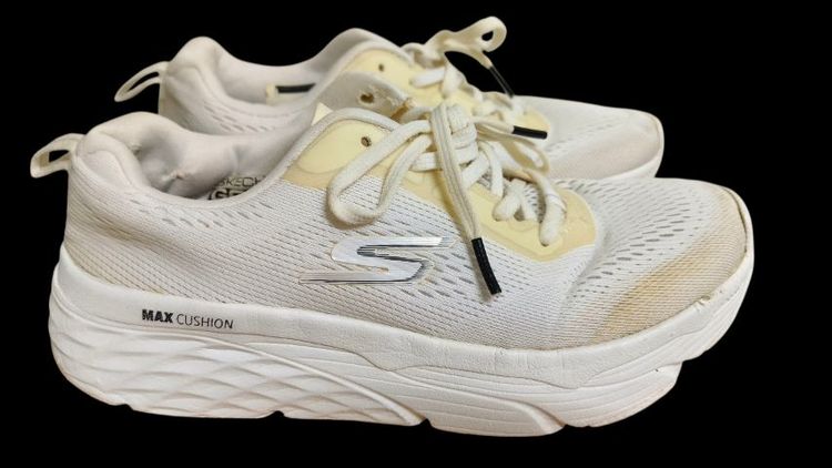 รองเท้า Sketchers มือสอง
