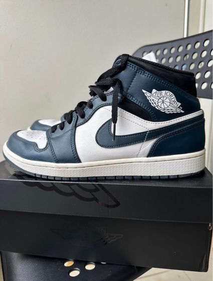 NIKE AIR JORDAN 1 MID Midnight  Navy 10US 