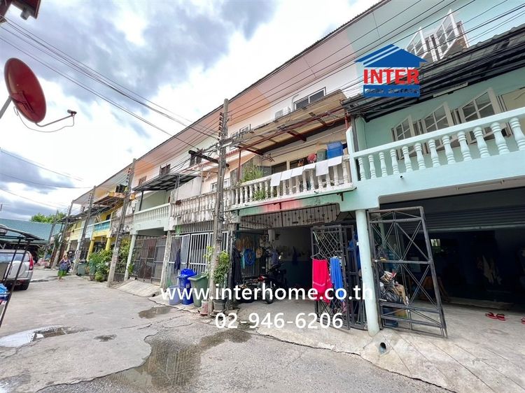 ทาวน์เฮ้าส์ 3 ชั้น 12 ตร.ว. หมู่บ้านรัชนี ซอยนวลจันทร์36 แยก10 ถนนนวลจันทร์ ถนนประดิษฐ์มนูธรรม เขตบึงกุ่ม กรุงเทพมหานคร