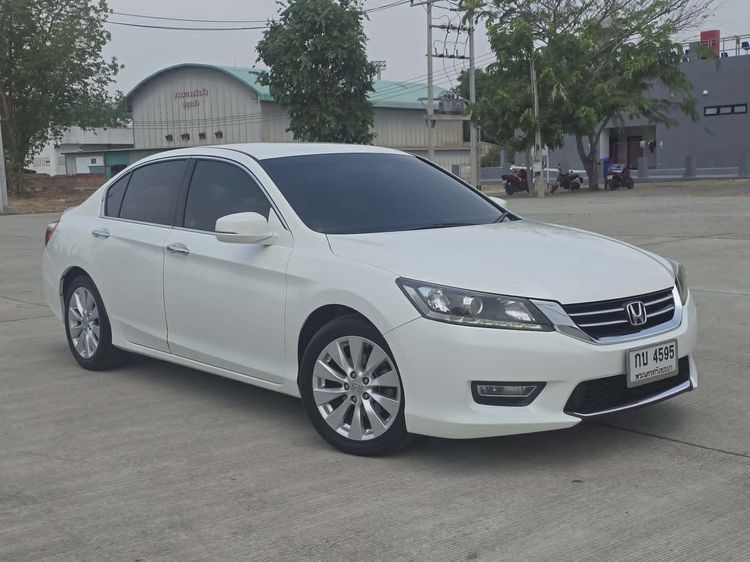 Honda Accord 2014 2.0 EL Sedan เบนซิน ไม่ติดแก๊ส เกียร์อัตโนมัติ ขาว