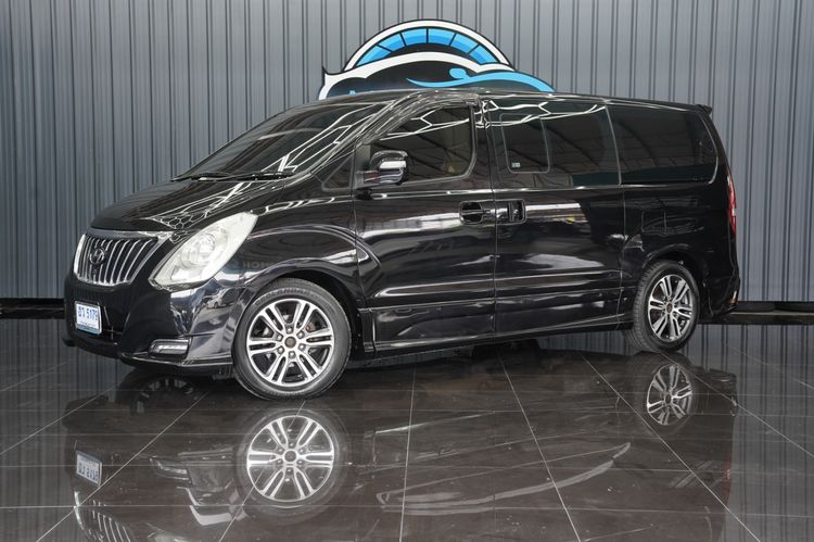 รถ Hyundai H-1  2.5 Deluxe สี ดำ