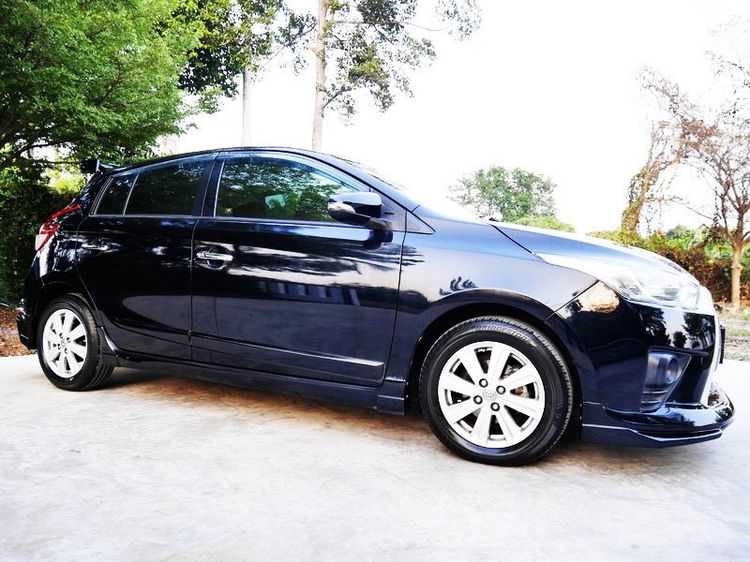 Toyota Yaris 2014 1.2 G Sedan เบนซิน ไม่ติดแก๊ส เกียร์อัตโนมัติ ดำ รูปที่ 2