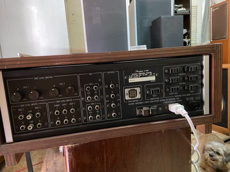 Pre amplified Accuphase C200 รูปที่ 2