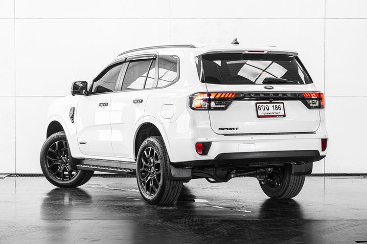 Ford Everest 2023 2.0 Titanium Sport Utility-car ดีเซล ไม่ติดแก๊ส เกียร์อัตโนมัติ ขาว รูปที่ 4