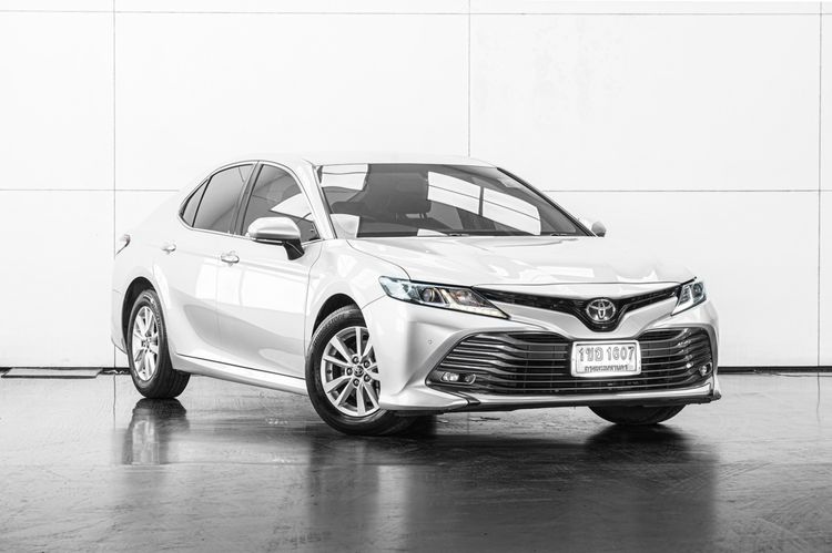 Toyota Camry 2021 2.0 G Sedan เบนซิน ไม่ติดแก๊ส เกียร์อัตโนมัติ ขาว รูปที่ 2