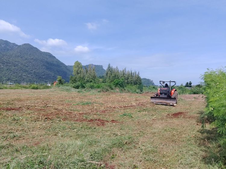 ไม่ใช่ ที่ดินวิวหลักล้าน เขาสามร้อยยอด รูปที่ 4