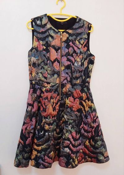 เดรสมือสอง สไตส์วินเทจ และแสนคลาสสิค สภาพสวย