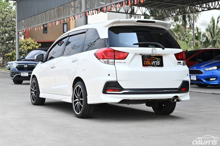 Honda Mobilio 2017 1.5 RS Utility-car เบนซิน ไม่ติดแก๊ส เกียร์อัตโนมัติ ขาว รูปที่ 3