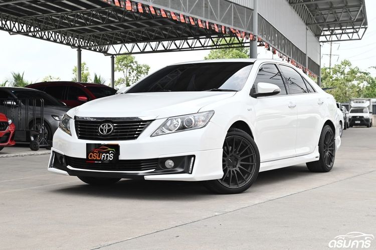Toyota Camry 2014 2.0 G Extremo Sedan ดีเซล ไม่ติดแก๊ส เกียร์อัตโนมัติ ขาว