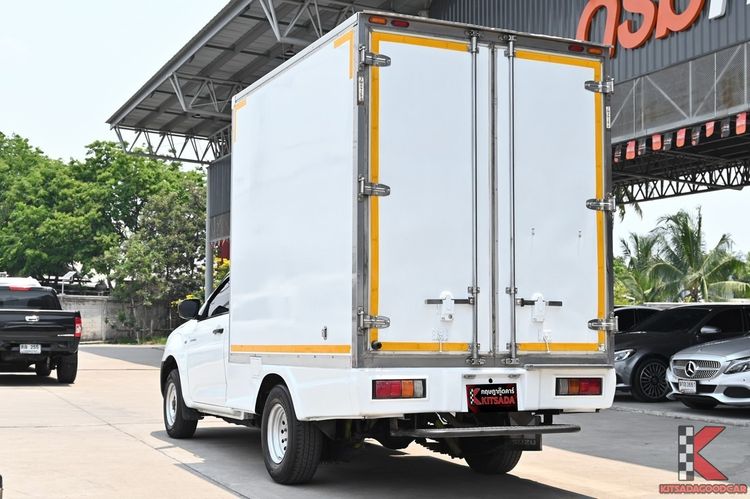 Isuzu D-MAX 2021 1.9 B Pickup ดีเซล ไม่ติดแก๊ส เกียร์ธรรมดา ขาว รูปที่ 3
