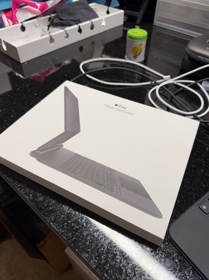 ขาย Apple Magic Keyboard สำหรับ iPad ครบกล่อ รูปที่ 3
