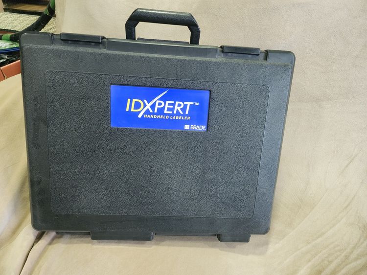 เครื่องพิมพ์ฉลาก (Label Maker) รุ่นอุตสาหกรรม ยี่ห้อ Brady รุ่น IDXPERT