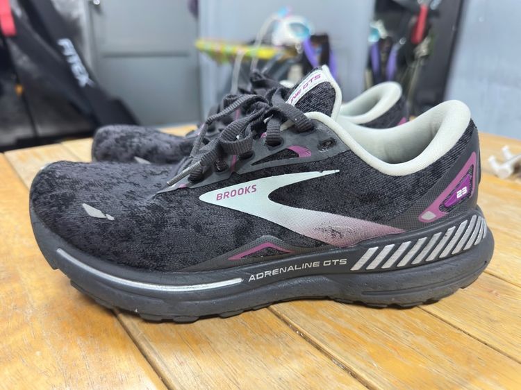 รองเท้าวิ่ง BROOKS ADRENALINE GTS 23 ยาว 25cm