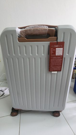 กระเป๋าเดินทาง 20 นิ้ว