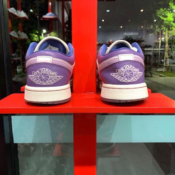 Women's Air Jordan 1 Low “Pastel Plum” รูปที่ 3