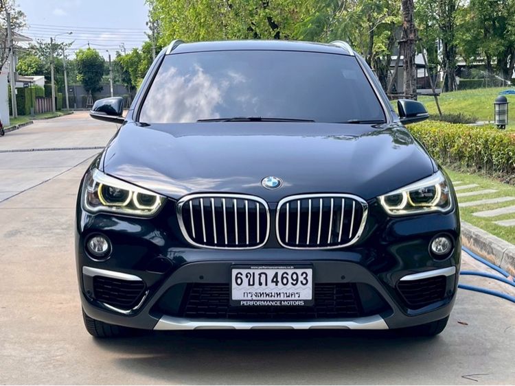 BMW X1 2021 1.5 sDrive18i xLine Utility-car เบนซิน ไม่ติดแก๊ส เกียร์อัตโนมัติ ดำ รูปที่ 2