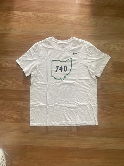 เสื้อยืด Nike