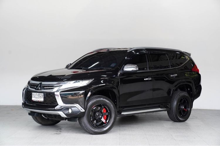 รถ Mitsubishi Pajero Sport 2.4 GT Premium สี ดำ