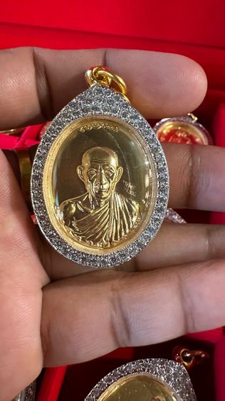 ปล่อยพระค่ะ