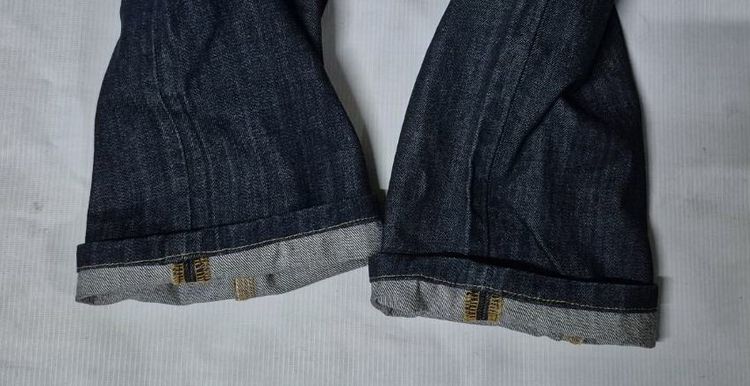 uniqlo กางเกงยีนส์รุ่น originnal basic รุ่นหายาก รูปที่ 6