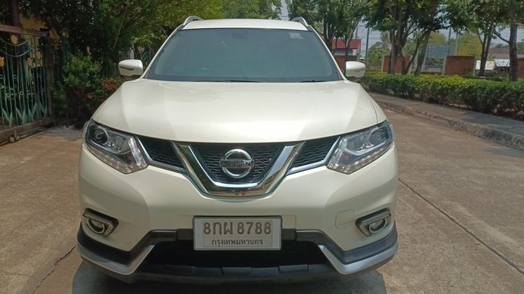 Nissan X-Trail 2019 2.0 V 4WD Utility-car เบนซิน ไม่ติดแก๊ส เกียร์อัตโนมัติ ขาว รูปที่ 2