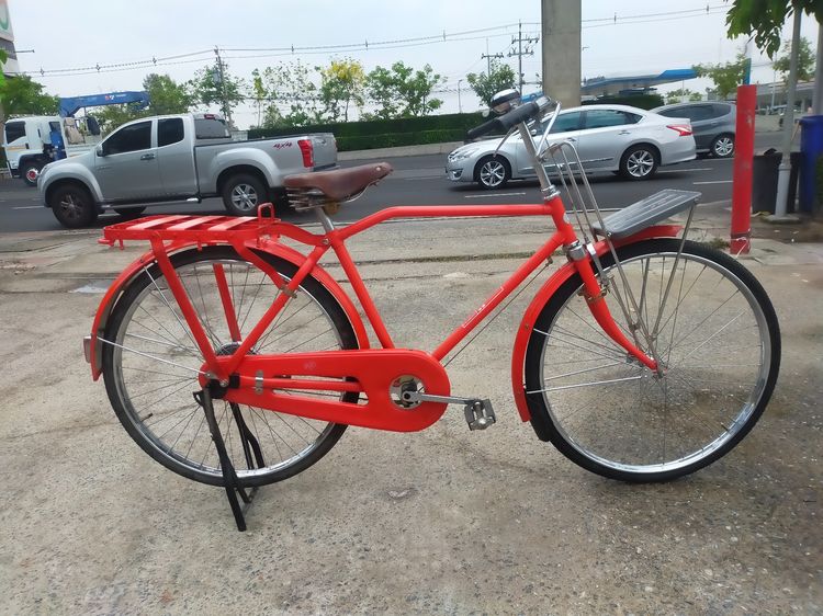 จักรยานไปรษณีย์ญี่ปุ่น โบราณ - ทรงผู้ชาย หลังอูฐ หายาก(ตัวผู้) ล้อ 26x1 -Single Speed  เบรกคาน  เบาะหนังเดิม -อุปกรณ์เดิมครบ  สีแดงส้