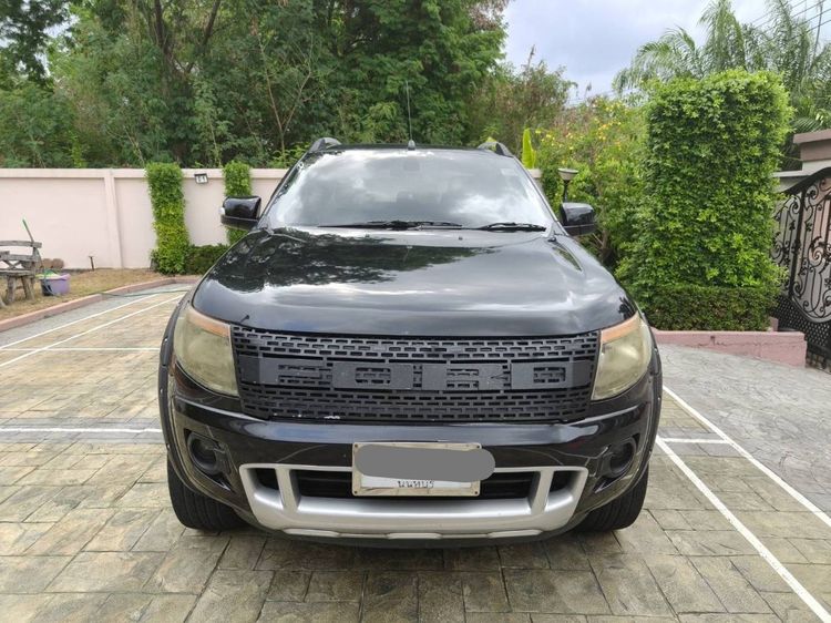 รถ Ford Ranger 2.2 Wildtrak 4WD สี ดำ