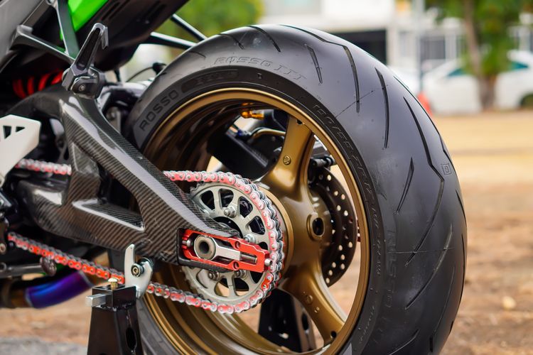 KAWASAKI ZX10-R ปี 2015 (จดทะเบียน 2016) ฟรีดาวน์ ท่อ AUSTIN RACING แท้ รูปที่ 11