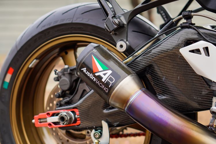 KAWASAKI ZX10-R ปี 2015 (จดทะเบียน 2016) ฟรีดาวน์ ท่อ AUSTIN RACING แท้ รูปที่ 6