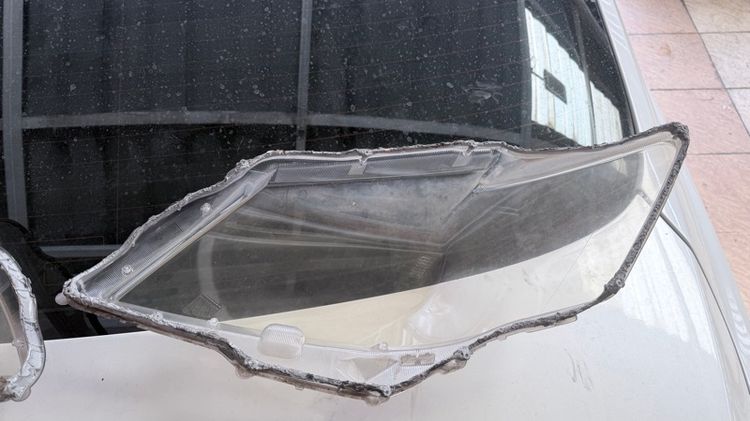 กรอบโคมไฟหน้า CAMRY2010แท้มือสอง รูปที่ 5