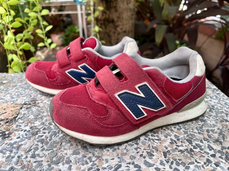 ไม่ระบุ แดง อื่นๆ รองเท้าผ้าใบ new balance 313 มือสอง