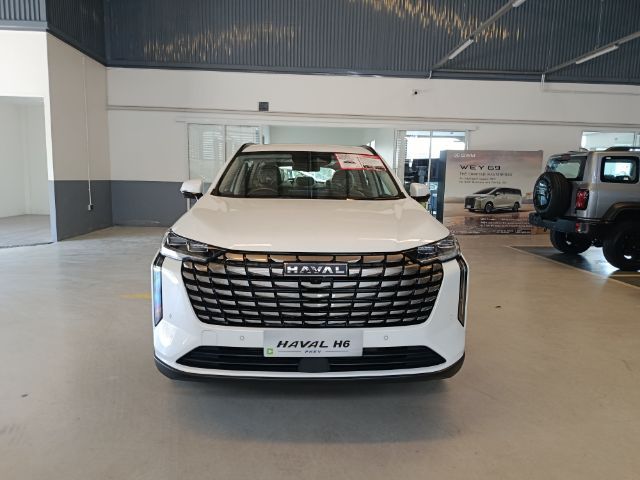 รถ GWM Haval H6 1.5 PHEV Ultra สี ขาว