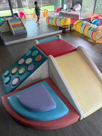 ที่ปีนป่ายเด็ก Soft play