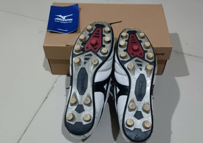 รองเท้าฟุตบอล MIzuno รูปที่ 3