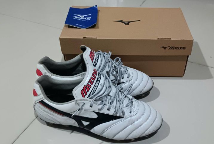 รองเท้าฟุตบอล MIzuno รูปที่ 2