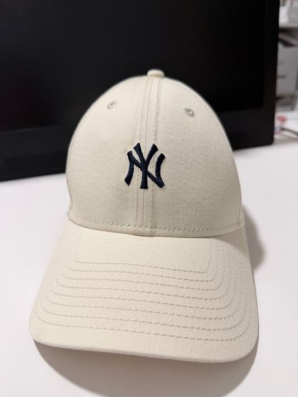 New Era รุ่น NY Yankees ขาวครีม