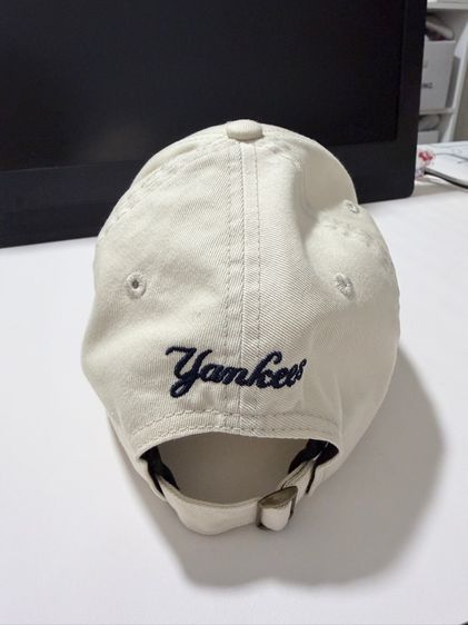 New Era รุ่น NY Yankees ขาวครีม รูปที่ 2