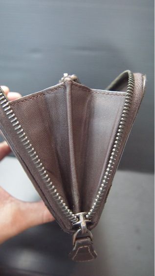BOTTEGA VENETA Dark Brown Intrecciato Long Wallet 2011 ราคา 1,500 บาท รูปที่ 13