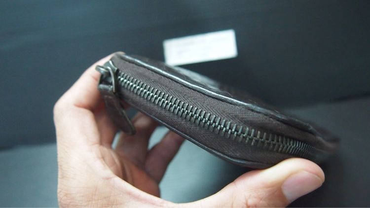 BOTTEGA VENETA Dark Brown Intrecciato Long Wallet 2011 ราคา 1,500 บาท รูปที่ 4