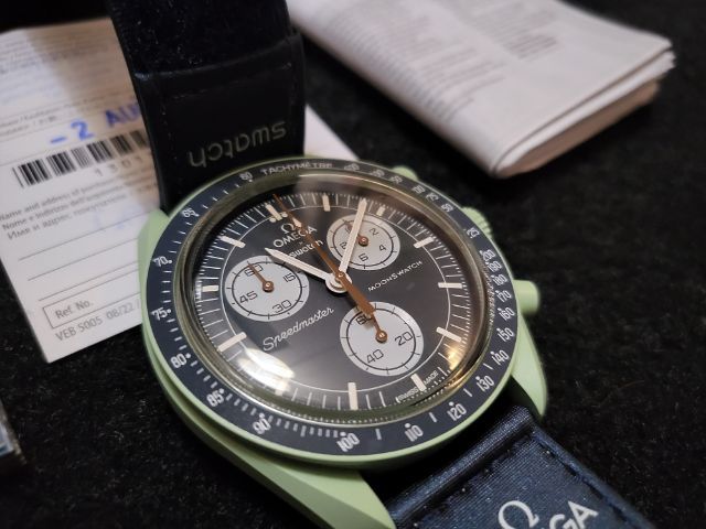 เขียว ขาย Omega x Swatch MOONSWATCH Mission on Earth