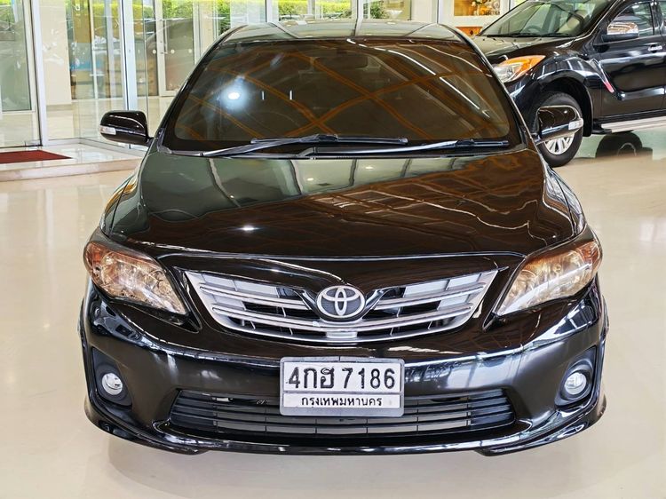 Toyota Altis 2013 1.6 E Sedan เบนซิน ไม่ติดแก๊ส เกียร์อัตโนมัติ ดำ รูปที่ 2