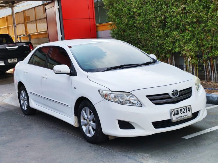 รถ Toyota Altis 1.6 G สี ขาว