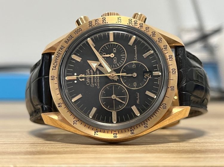 Omega Speedmaster Brod Arrow Michael Schumacher 