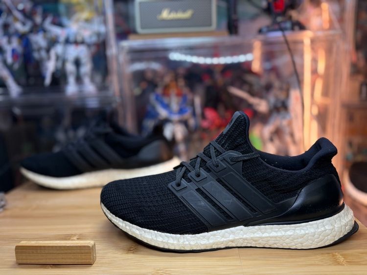 Adidas Ultraboost 4.0